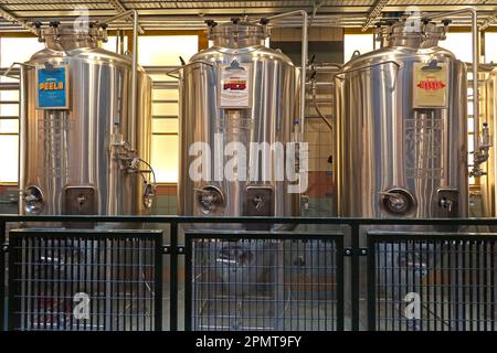 Interno del ristorante Bundobust, birreria presso St James Building, 61-69 Oxford Street, Manchester, Inghilterra, Regno Unito, M1 6EQ Foto Stock