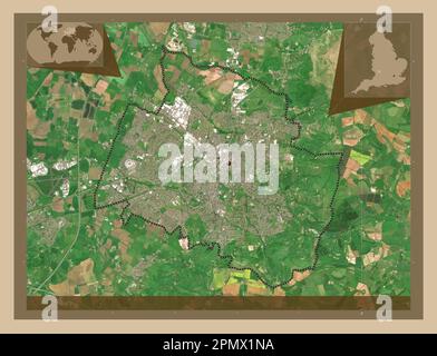 Cheltenham, distretto non metropolitano dell'Inghilterra - Gran Bretagna. Mappa satellitare a bassa risoluzione. Mappe delle posizioni ausiliarie degli angoli Foto Stock