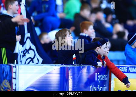 15th aprile 2023; Dens Park, Dundee, Scozia: Scottish Championship Football, Dundee contro Greenock Morton; Dundee tifosi Foto Stock