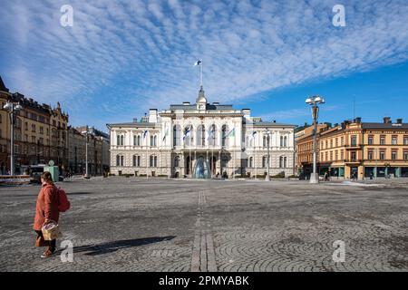 Municipio in stile neo-rinascimentale, progettato da Georg Schreck e completato nel 1890, ai margini della vuota Piazza Centrale di Tampere, Finlandia Foto Stock