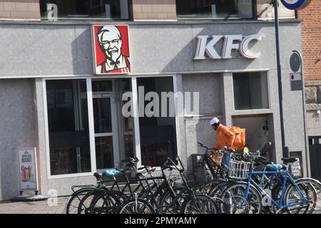 Copenaghen /Danimarca/15 aprile 2023/ KFC fast foor Restaurant nella capitale danese Copenaghen Danimarca. (Foto.Francis Joseph Dean/immagini del decano) Foto Stock