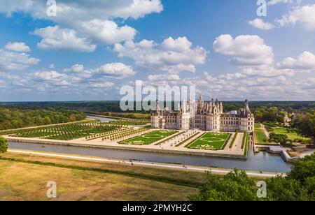 Famoso castello medievale Chateau de Chambord, Francia Foto Stock