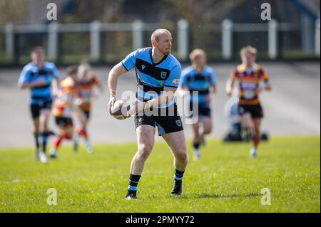 15th aprile 2023; Carmarthen Park, Carmarthen, Galles: Indigo Premiership Rugby, Carmarthen Quins contro Cardiff; Dan Fish (15) di Cardiff in azione. Credit: Action Plus Sports Images/Alamy Live News Foto Stock