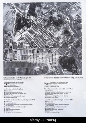 Veduta aerea del campo di concentramento di Dachau il 20 aprile 1945 Foto Stock