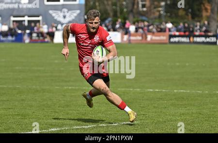 Bedford, Regno Unito. 15th Apr, 2023. Campionato di rugby RFU. Bedford Blues V Jersey Reds. Campo da rugby Bedford Blues. Bedford. Brendan Owen (Jersey) durante la partita di rugby del Bedford Blues V Jersey Reds RFU Championship. Credit: Sport in Pictures/Alamy Live News Foto Stock