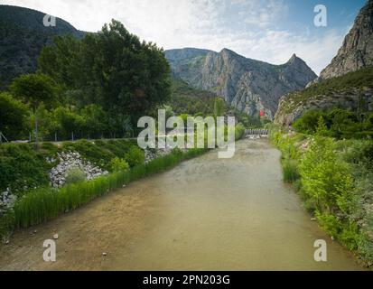 Punto di partenza di Incesu ( Kazankaya ) Canyon. Il più grande rilievo Cybele dell'Anatolia si trova in questo canyon. Distretto di Ortakoy, Corum, Turchia Foto Stock