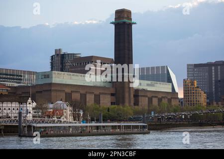 Vista dettagliata esterna del Tate Modern London Foto Stock