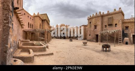 Ouarzazate: The Set of Prince of Persia, film d'azione fantasy del 2010 di Mike Newell con Jake Gyllenhaal, creato nei famosi Atlas Corporation Studios Foto Stock