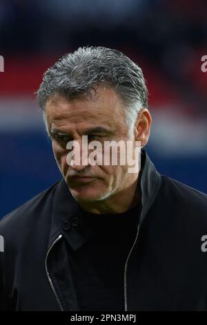 Julien Mattia / le Pictorium - PSG-LENS al Parc des Princes, 15 aprile 2023 - 16/4/2023 - Francia / Ile-de-France (regione) / Parigi - PSG Coach Christophe Galtier durante la partita Uber Eats Ligue 1 tra PSG e RC LENS al Parc des Princes, 15 aprile 2023 Foto Stock