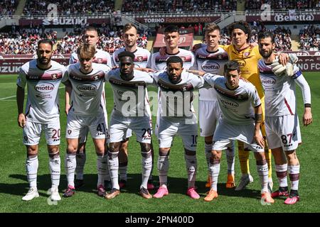 Torino, Italia. 16th Apr, 2023. Olimpic Stadium Grande Torino, 16.04.23 Salernitana photo team durante la Serie A match Torino FC contro US Salernitana all'Olimpic Stadium Grande Torino di Torino, Italia Soccer (Cristiano Mazzi/SPP) Credit: SPP Sport Press Photo. /Alamy Live News Foto Stock