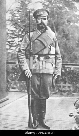 L'imperatore russo Nicola II in uniforme e attrezzatura di un comune sparatutto. Foto dal 1910. Foto Stock