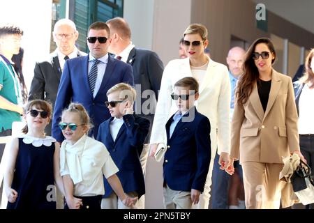 Monaco, Monaco. 16th Apr, 2023. MONACO, Monte Carlo, 16.04.2023: Principessa Charlene de Monaco, partecipa alla finale del torneo Open Rolex Master 1000 Monte Carlo di tennis con i bambini il 16 2023 aprile, foto e copyright immagini Thierry CARPICO/ATP (CARPICO Thierry/ATP/SPP) Credit: SPP Sport Press Photo. /Alamy Live News Foto Stock