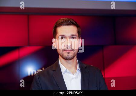 Vassili Golod in der ARD-Talkshow 'maischberger' im WDR Studio B. Köln, 29.11.2022 Foto Stock