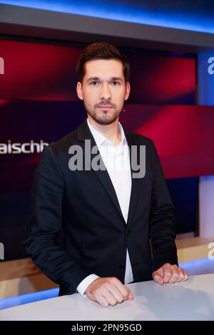 Vassili Golod in der ARD-Talkshow 'maischberger' im WDR Studio B. Köln, 29.11.2022 Foto Stock