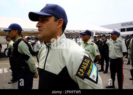 Valencia, Carabobo, Venezuela. 17th Apr, 2023. Aprile 17, 2023. La polizia municipale di San Diego viene restituita alla direzione diretta dall'ufficio del sindaco. Nel 2014, il governo nazionale è intervenuto nella polizia comunale e lo ha mantenuto sotto i suoi ordini fino ad oggi, quando è stato consegnato di nuovo all'amministrazione comunale e alla direzione del sindaco Leon Jurado. Foto: Juan Carlos Hernandez (Credit Image: © Juan Carlos Hernandez/ZUMA Press Wire) SOLO USO EDITORIALE! Non per USO commerciale! Foto Stock