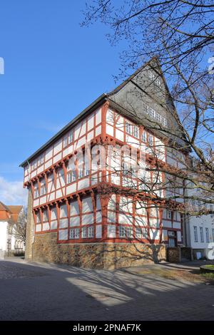 Leib'sches Haus costruito 1350 sulla piazza della chiesa, Medioevo, storica casa a graticcio, Giessen, Assia, Germania Foto Stock