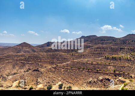 Matmata, una città berbera con abitazioni sotterranee uniche in Tunisia Foto Stock