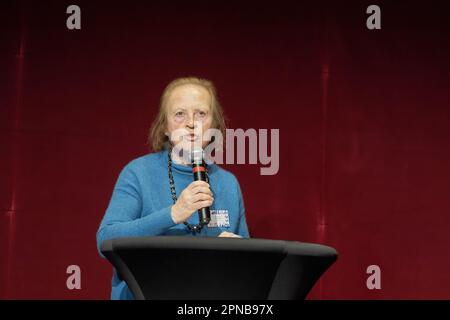 Parigi, Francia. 5th Dec, 2022. Henriette Steinberg, Segretario Generale dei Secours Populaire Francais, interviene durante la ricezione annuale a Parigi Foto Stock