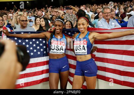 Allyson Felix con la bandiera degli Stati Uniti al London 2017 World Athletics Championships. Foto Stock