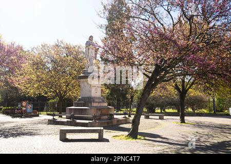 Padova, Italia. Aprile 2023. La statua di Giuseppe Garibaldi all'ingresso dei giardini dell'Arena nel centro della città Foto Stock