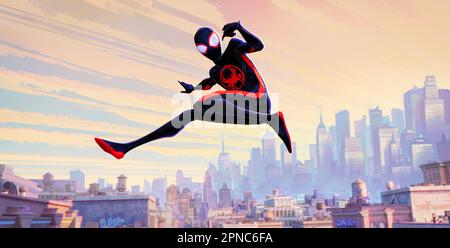 Spider-Man attraverso il Spider-Verse Miles Morales Foto Stock