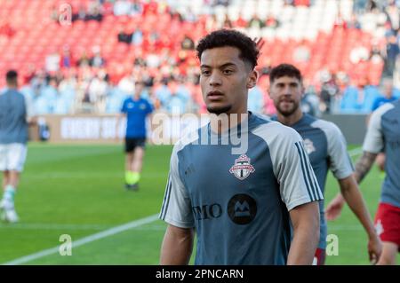 Toronto, ON, Canada - Aprile 15: Brandon Servania #23 centrocampista del Toronto FC prima del 2023° MLS Regular Season match tra il Toronto FC (Canada) Foto Stock