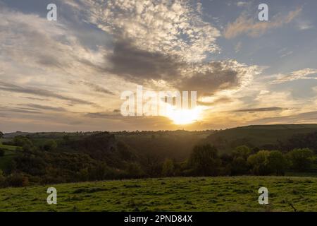 Thor’s Cave il 19th ottobre 2022 a Wetton, Staffordshire, Inghilterra. Credit: Notizie SMP Foto Stock