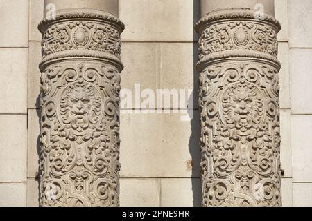 Particolare delle colonne del Palazzo del Governo, Lima, Perù. Lima è anche conosciuta come la "Città dei Re" ed è stata dichiarata patrimonio dell'umanità dall'UNESCO nel 1988. Foto Stock