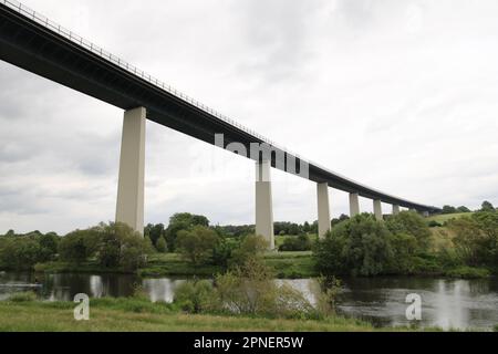 Freno di rallentamento integrato Ruhrtalbrücke Foto Stock