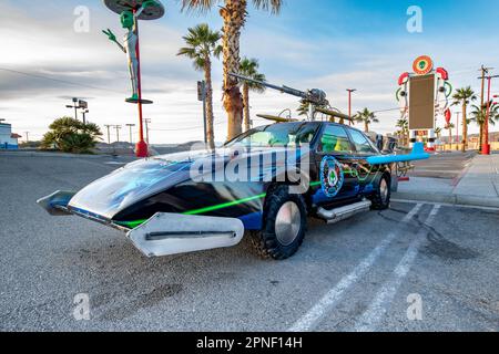 Baker CA - USA: Feb 18 2023: Alien Fresh Jerky Roadside Stop Family Attraction Foto Stock