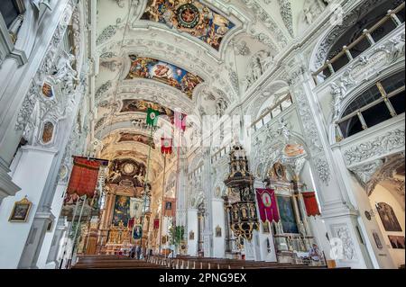 Monastero di Benediktbeuern a Corpus Christi, Baviera, Germania Foto Stock