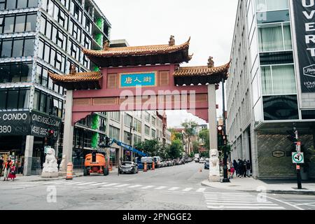 Montreal, Canada - Maggio 2022 Chinatown, zona asiatica del centro. Foto di alta qualità Foto Stock