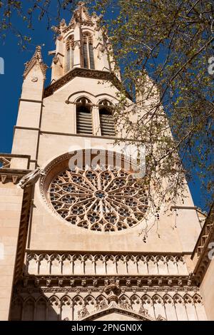 Chiesa di Santa Eulalia (Iglesia de Santa Eulalia) una delle più antiche chiese cattoliche della città di Palma di Maiorca. Foto Stock