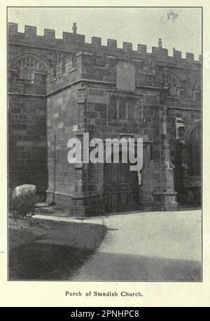 Il portico della chiesa di Standish [Myles Standish (1584 – 3 ottobre 1656)] è stato un . È stato assunto come consigliere militare per la colonia di Plymouth nell'attuale Massachusetts, Stati Uniti dai pellegrini. Standish ha accompagnato i pellegrini sulla nave Mayflower e ha svolto un ruolo di primo piano nell'amministrazione e nella difesa della colonia di Plymouth dalla sua fondazione nel 1620.[2] il 17 febbraio 1621, La milizia della Colonia di Plymouth lo elesse come suo primo comandante e continuò a rieleggerlo in quella posizione per il resto della sua vita] dal libro 'Homes and Haunts of the P Foto Stock