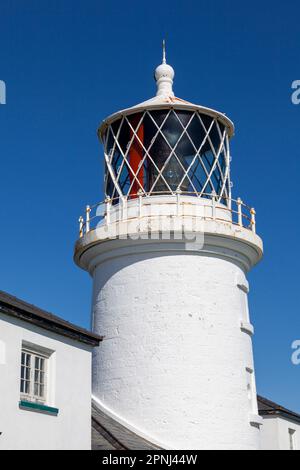 Caldey Island Lighthouse, Pembrokeshire, Galles: Faro automatizzato costruito nel 1829 da Joseph Nelson e convertito in funzionamento automatico nel 1927. Foto Stock