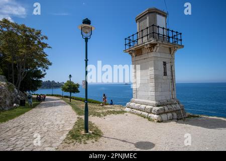 ROVIGNO, CROAZIA - 17 MAGGIO 2022 vecchio faro nella città vecchia Foto Stock