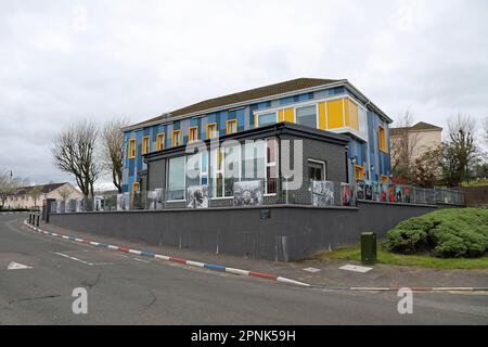 Cattedrale Youth Club presso la Fountain Estate enclave protestante a Derry Foto Stock