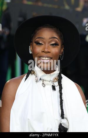 Seraphina Beh, Polite Society - Special Screening, Curzon Mayfair, Londra, Regno Unito, 19 aprile 2023, Foto di Richard Goldschmidt Foto Stock