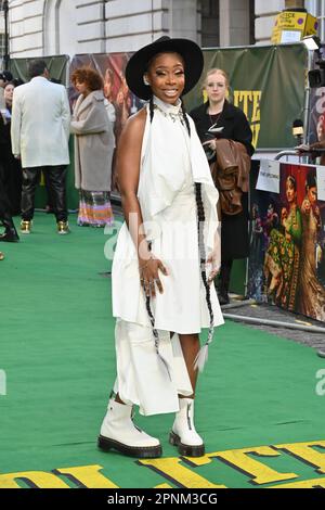 Londra, Regno Unito. 19th Apr, 2023. Seraphina Beh alla proiezione speciale della società educata a Curzon Mayfair, Londra. Credit: Nils Jorgensen/Alamy Live News Foto Stock