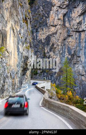 Passo dell'Albula, strada con molte curve, Berguen, Grigioni, Svizzera Foto Stock
