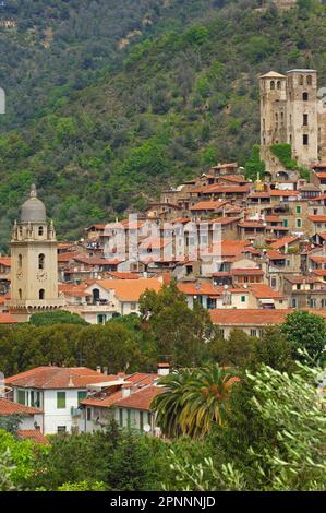 Dolceacqua, Liguria, Riviera Italiana, Provincia di Imperia, Italia Foto Stock