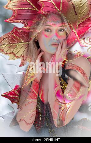 Immagine digitale composita di una bella donna con maschere di carnevale sovrapposte, Venezia, Veneto, Italia Foto Stock