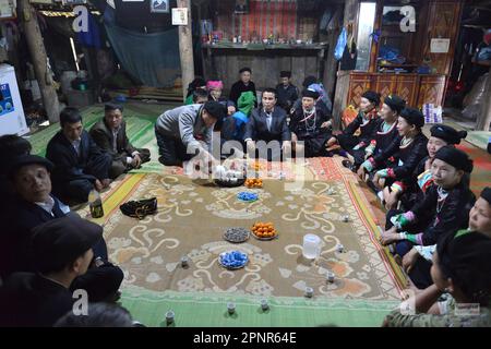 Matrimonio di Giay etnico inMeo Vac. Ha Giang, Vietnam Foto Stock