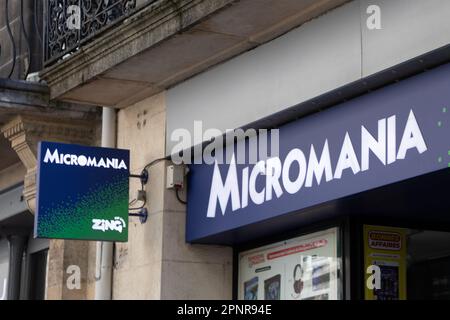 Bordeaux , Aquitaine France - 04 17 2023 : Micromania Zing logo negozio e segno di testo entrata negozio video gioco rivenditore Foto Stock