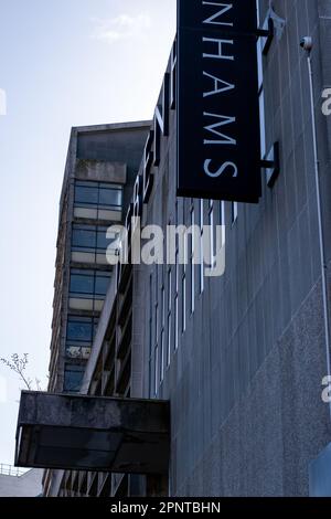 Derelict Debenhams Shop Building a Swindon, Regno Unito Foto Stock