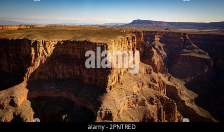 Scatto aereo di volare sul Grand Canyon Foto Stock
