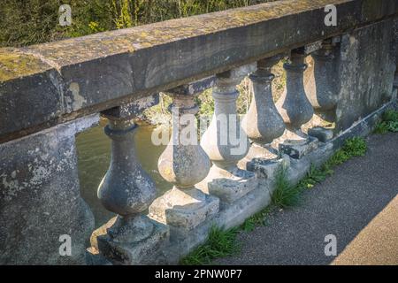 19.04.023 Lancaster, Lancashire, Regno Unito. L'acquedotto di Lune è un acquedotto navigabile che porta il canale di Lancaster sul fiume Lune, sul lato est Foto Stock