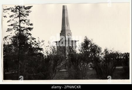 La foto d'epoca mostra un monumento sconosciuto in URSS. Foto Stock
