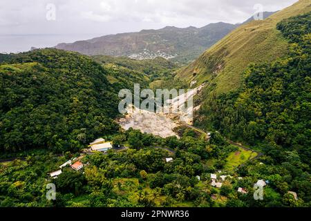 Soufriere, St. Il vulcano Drive-in di Lucia Foto Stock