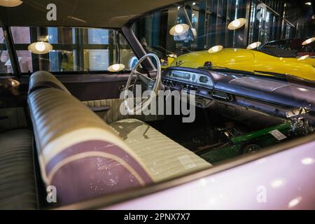 Istambul, turchia - Agosto, 2021: Logo 1961 Ford Galaxie Starliner Hardtop . Foto di alta qualità Foto Stock